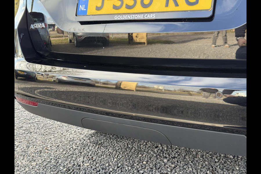 Opel Astra Sports Tourer 1.2 Ultimate 146pk,Leder-Alcantara,2e Eigenaar,6 Bak,Navi,Camera,Stoelverw-Stuurverw.Keyless,Lm velgen,Pdc V+A,Rijstrooksensor,BSD,N.A.P,Dealer Onderhouden,Apk tot 10-2026