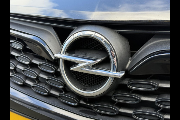Opel Astra Sports Tourer 1.2 Ultimate 146pk,Leder-Alcantara,2e Eigenaar,6 Bak,Navi,Camera,Stoelverw-Stuurverw.Keyless,Lm velgen,Pdc V+A,Rijstrooksensor,BSD,N.A.P,Dealer Onderhouden,Apk tot 10-2026