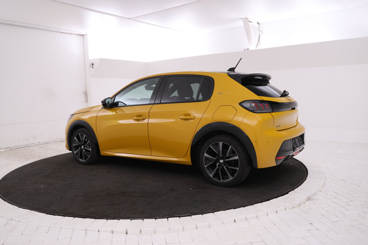 Peugeot 208 1.2 PureTech GT Pack Digital dash, Panorama, GT line, Airco,