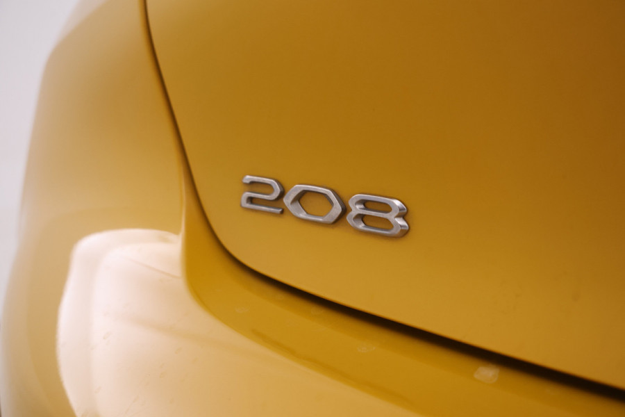 Peugeot 208 1.2 PureTech GT Pack Digital dash, Panorama, GT line, Airco,