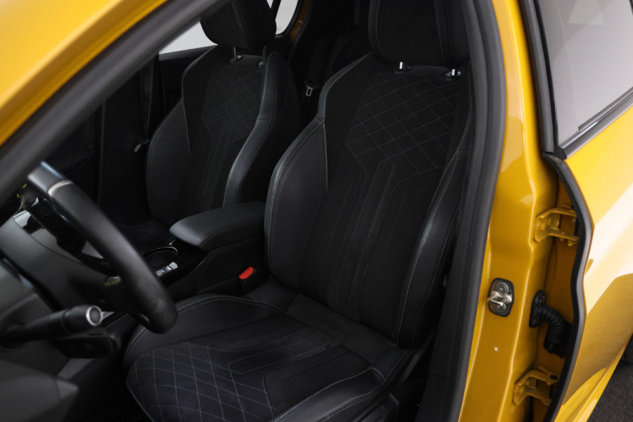 Peugeot 208 1.2 PureTech GT Pack Digital dash, Panorama, GT line, Airco,