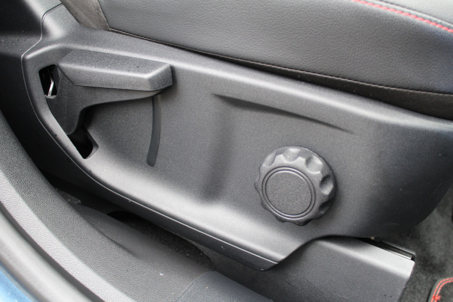 Ford Kuga 2.5 PHEV ST-Line X | Trekhaak | B&O | BLIS | Head up | Winterpack