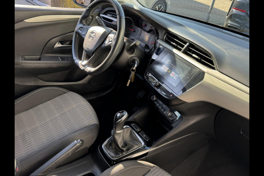 Opel Corsa 1.2 BLACK Edition - Navigatie / Apple CarPlay I Airco I PDC I Sport velgen I Dealer onderhouden