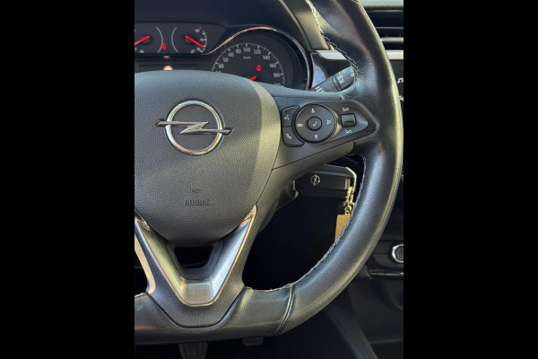 Opel Corsa 1.2 BLACK Edition - Navigatie / Apple CarPlay I Airco I PDC I Sport velgen I Dealer onderhouden