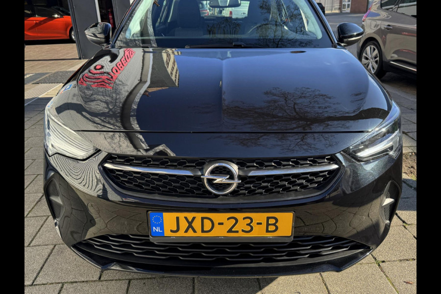 Opel Corsa 1.2 BLACK Edition - Navigatie / Apple CarPlay I Airco I PDC I Sport velgen I Dealer onderhouden