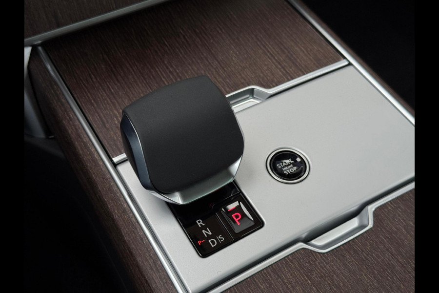 Land Rover Range Rover P460e HSE PHEV | 4 Wheel Steering | Soft Close | 23 SV''