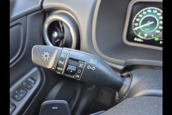 Hyundai Kona 1.6 GDI HEV Premium Sky