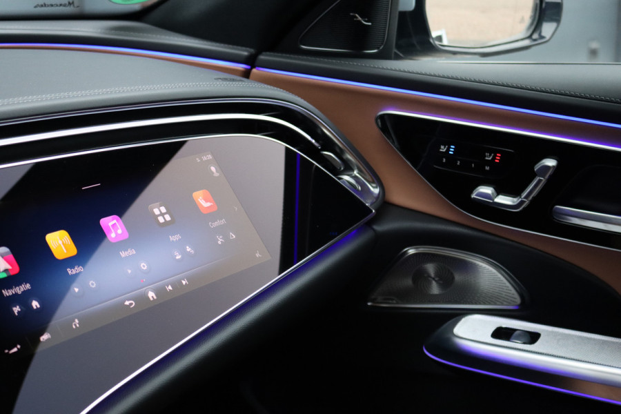 Mercedes-Benz E-Klasse Estate 300 e AMG Line Premium | Airmatic | Hyperscreen | Distronic+ | Massage | Stoelventilatie | Nappa Leder | Burmester | 3D-Display | Vlakkenverwarming | Memory | HUD |