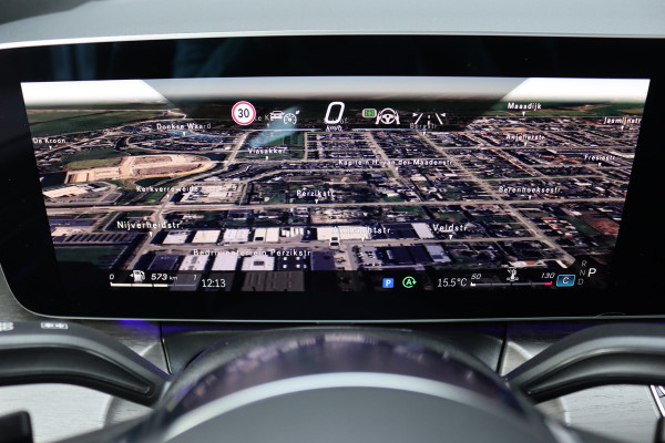 Mercedes-Benz V-Klasse 250d L2 Avantgarde | Distronic | AMG | Trekhaak | Standverwarming | Surround Camera | Elek. Schuifdeuren | Multibeam LED | Leder | Rijassistentiepakket | Verwarmd Stuurwiel |