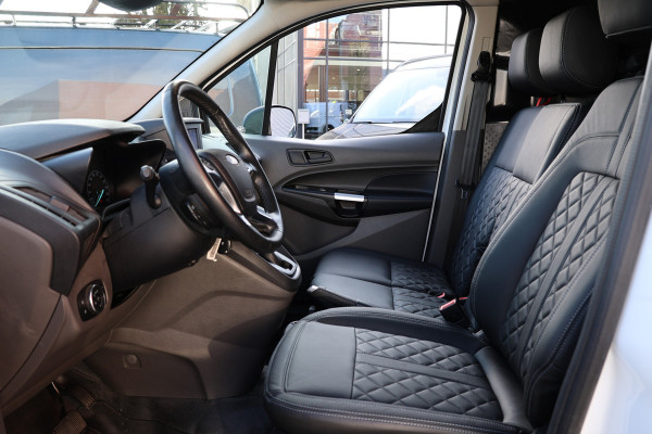 Ford Transit Connect 1.5 EcoBlue 120 PK L2 AUT | ACC | BLIS | Sortimo betimmering | Bi-Xenon | Stoelverwarming | Camera | Trekhaak | Elek. spiegels | 3-Zitter | Nieuwe APK | Dealer onderhouden
