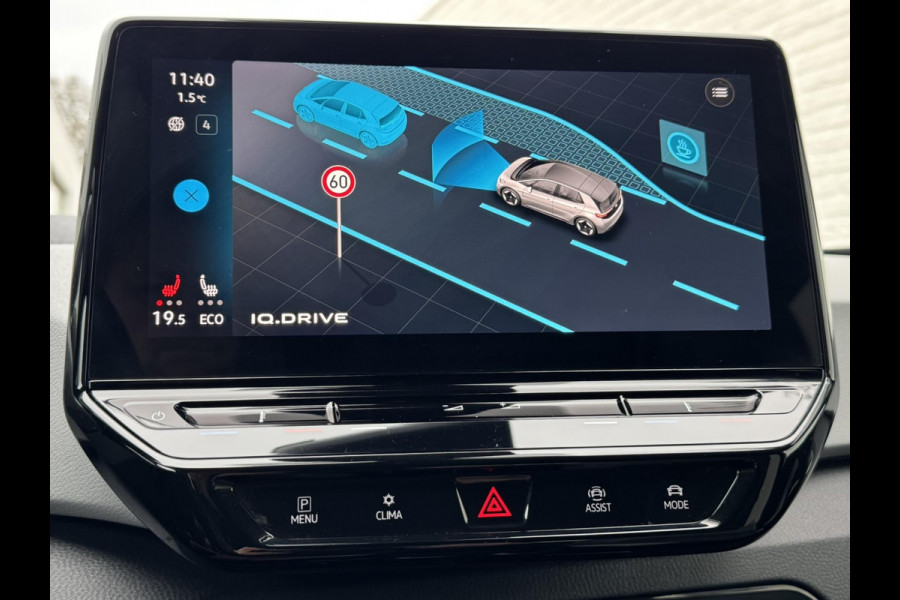 Volkswagen ID.3 First Plus 58 kWh Adaptive cruise Climate Stuur-/stoelverwarming Navi Apple / Android DAB