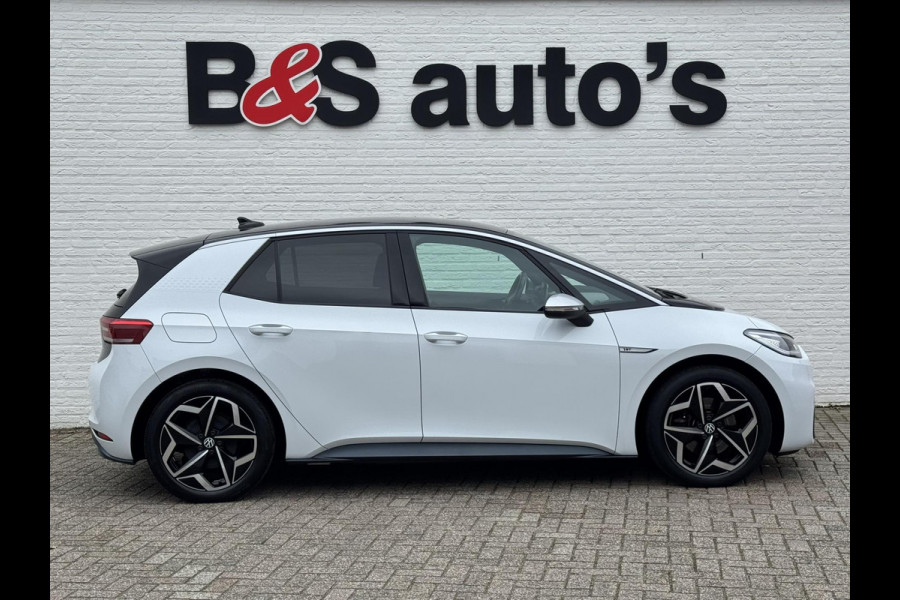 Volkswagen ID.3 First Plus 58 kWh Adaptive cruise Climate Stuur-/stoelverwarming Navi Apple / Android DAB