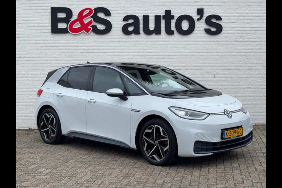 Volkswagen ID.3 First Plus 58 kWh Adaptive cruise Climate Stuur-/stoelverwarming Navi Apple / Android DAB