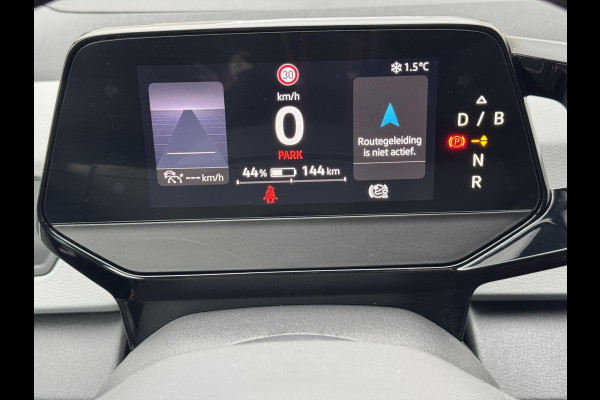 Volkswagen ID.3 First Plus 58 kWh Adaptive cruise Climate Stuur-/stoelverwarming Navi Apple / Android DAB