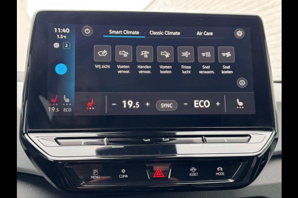 Volkswagen ID.3 First Plus 58 kWh Adaptive cruise Climate Stuur-/stoelverwarming Navi Apple / Android DAB