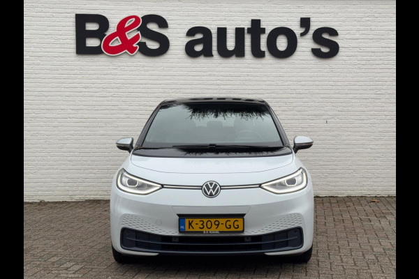 Volkswagen ID.3 First Plus 58 kWh Adaptive cruise Climate Stuur-/stoelverwarming Navi Apple / Android DAB