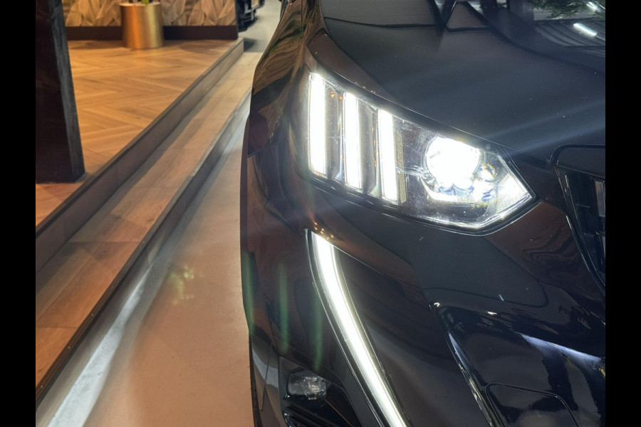 Peugeot 2008 1.2 PureTech GT 155PK Garantie Leder Camera Focal Elek Stoelen StoelVW Blindspot ACC Navi Clima Led Dab Rijklaar