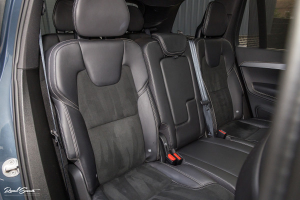 Volvo XC90 2.0 T8 Recharge AWD R-Design | Panorama dak | Zwenkbare trekhaak | Harman Kardon | Adaptieve cruise | Memory |