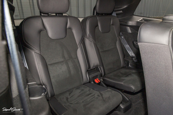 Volvo XC90 2.0 T8 Recharge AWD R-Design | Panorama dak | Zwenkbare trekhaak | Harman Kardon | Adaptieve cruise | Memory |