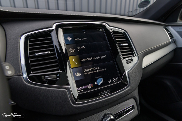 Volvo XC90 2.0 T8 Recharge AWD R-Design | Panorama dak | Zwenkbare trekhaak | Harman Kardon | Adaptieve cruise | Memory |