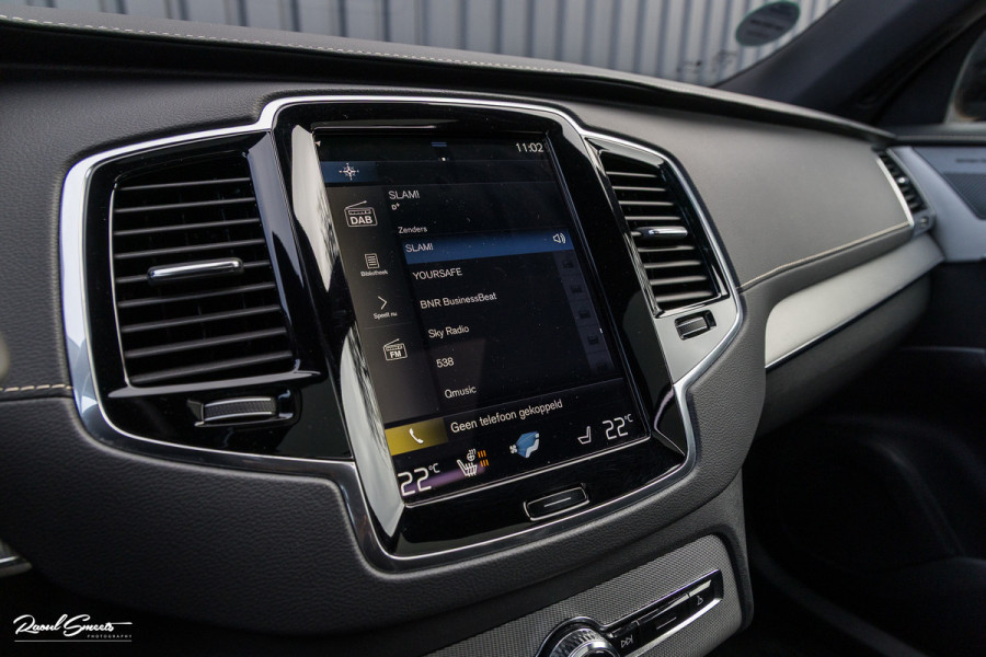 Volvo XC90 2.0 T8 Recharge AWD R-Design | Panorama dak | Zwenkbare trekhaak | Harman Kardon | Adaptieve cruise | Memory |