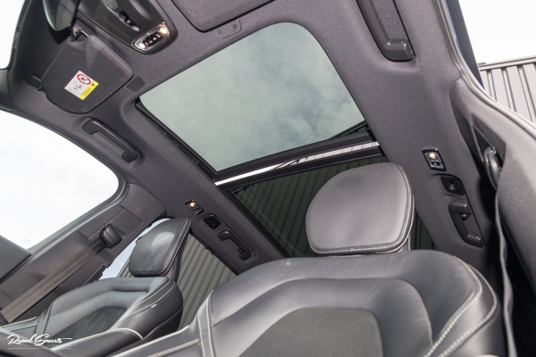 Volvo XC90 2.0 T8 Recharge AWD R-Design | Panorama dak | Zwenkbare trekhaak | Harman Kardon | Adaptieve cruise | Memory |
