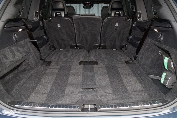 Volvo XC90 2.0 T8 Recharge AWD R-Design | Panorama dak | Zwenkbare trekhaak | Harman Kardon | Adaptieve cruise | Memory |