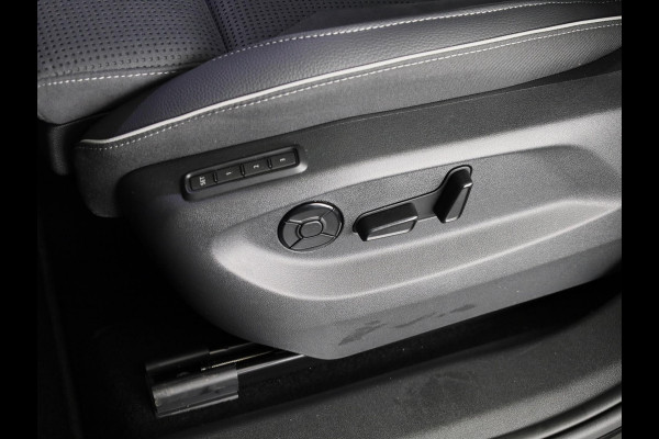 Škoda Kodiaq Sportline Business PHEV 1.5 TSI 204pk | Canton Sound | Panoramadak | Trekhaak | Light & View | Elek. stoelen | Adaptive Cruise | Blind Spot |