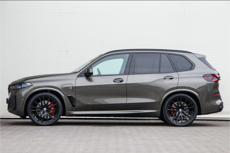 BMW X5 xDrive50e M-Sport Manhattan Grey, Pano, Innovation, Harman-Kardon, Head-up 2026