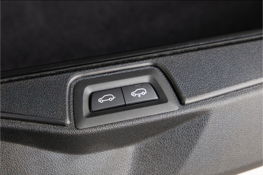 BMW X5 xDrive50e M-Sport Manhattan Grey, Pano, Innovation, Harman-Kardon, Head-up 2026