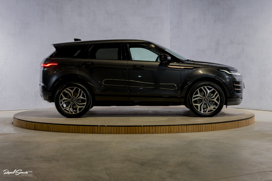 Land Rover Range Rover Evoque 1.5 P300e AWD R-Dynamic SE | Adaptieve cruise | Zwenkbare trekhaak | Premium audio | Apple carplay |