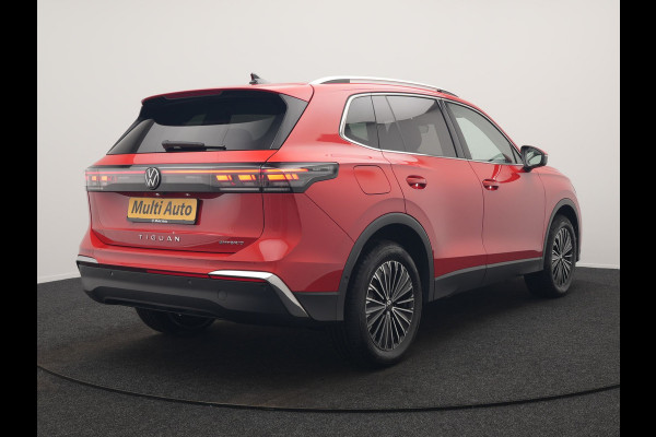 Volkswagen Tiguan 1.5 eHybrid Elegance Plug In Hybrid 204pk Dealer O.H PHEV | Trekhaak af Fabriek | Alcantara Sportstoelen Massage & Verwarmd | Adaptive Cruise | IQ Light & IQ Drive | Parkassist | Keyless | Virtual | Sfeerverlichting |