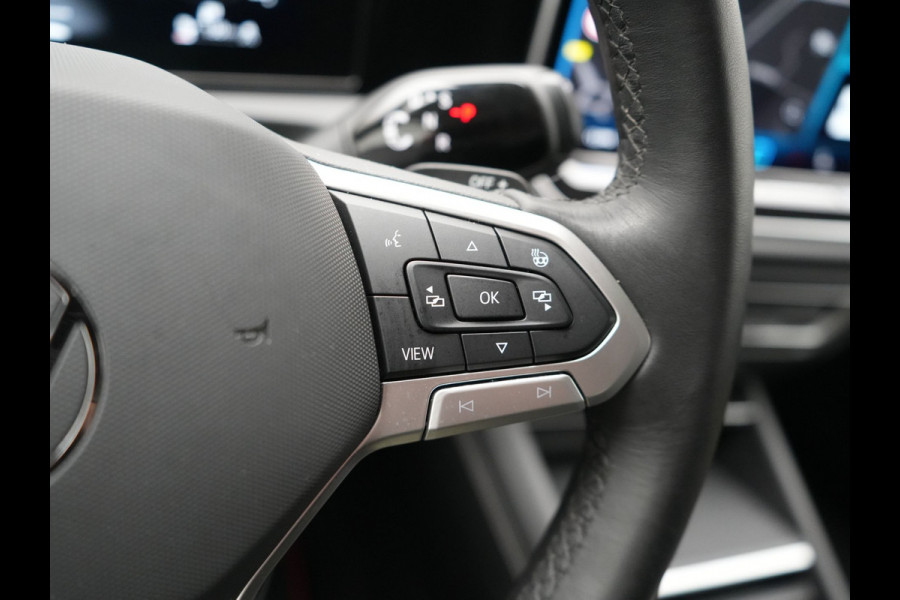 Volkswagen Tiguan 1.5 eHybrid Elegance Plug In Hybrid 204pk Dealer O.H PHEV | Trekhaak af Fabriek | Alcantara Sportstoelen Massage & Verwarmd | Adaptive Cruise | IQ Light & IQ Drive | Parkassist | Keyless | Virtual | Sfeerverlichting |