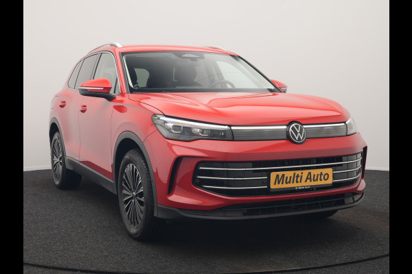 Volkswagen Tiguan 1.5 eHybrid Elegance Plug In Hybrid 204pk Dealer O.H PHEV | Trekhaak af Fabriek | Alcantara Sportstoelen Massage & Verwarmd | Adaptive Cruise | IQ Light & IQ Drive | Parkassist | Keyless | Virtual | Sfeerverlichting |