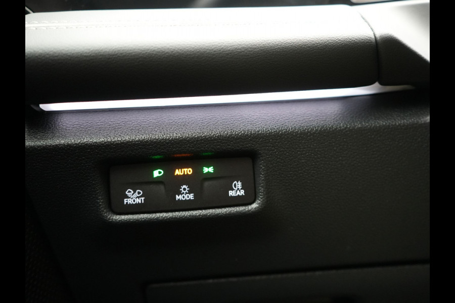 Volkswagen Tiguan 1.5 eHybrid Elegance Plug In Hybrid 204pk Dealer O.H PHEV | Trekhaak af Fabriek | Alcantara Sportstoelen Massage & Verwarmd | Adaptive Cruise | IQ Light & IQ Drive | Parkassist | Keyless | Virtual | Sfeerverlichting |