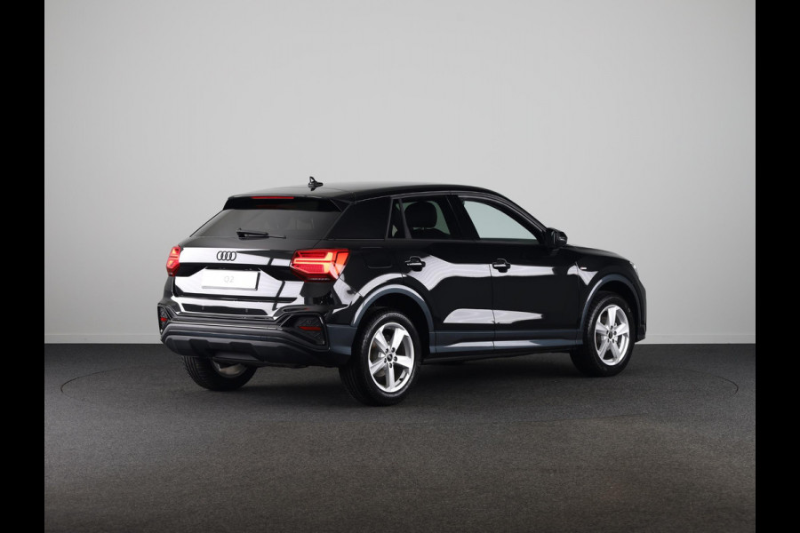 Audi Q2 35 TFSI S Edition | Optiek pakket zwart plus | Privacy glas | Stoelverwarming voorin | Audi Soundsysteem |