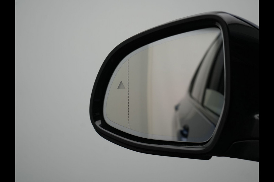 BMW X3 xDrive20i M Sport Shadow 184pk Dealer O.H | Trekhaak af Fabriek | Panodak | Adaptive Cruise | Sportstoelen Memory | Harman Kardon |  Head Up | 19"L.M | BLIS |