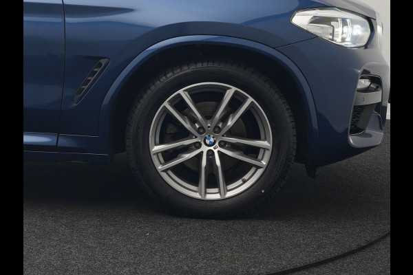 BMW X3 xDrive20i M Sport Shadow 184pk Dealer O.H | Trekhaak af Fabriek | Panodak | Adaptive Cruise | Sportstoelen Memory | Harman Kardon |  Head Up | 19"L.M | BLIS |