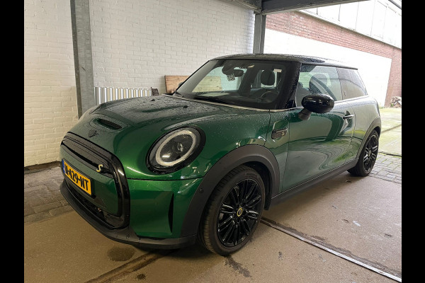 MINI Mini Electric MINI Yours 33 kWh | lederen bekleding | panoramadak | elektrische spiegels
