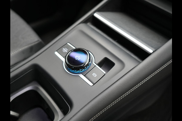 Volkswagen Tiguan 1.5 eHybrid Life Edition Plug In Hybrid 204pk Dealer O.H PHEV | Trekhaak af Fabriek | Adaptive Cruise | Parkassist | IQ Drive | Stuur & Stoelverwarming | Apple Carplay | Virtual | BLIS | Camera | Sfeerverlichting |