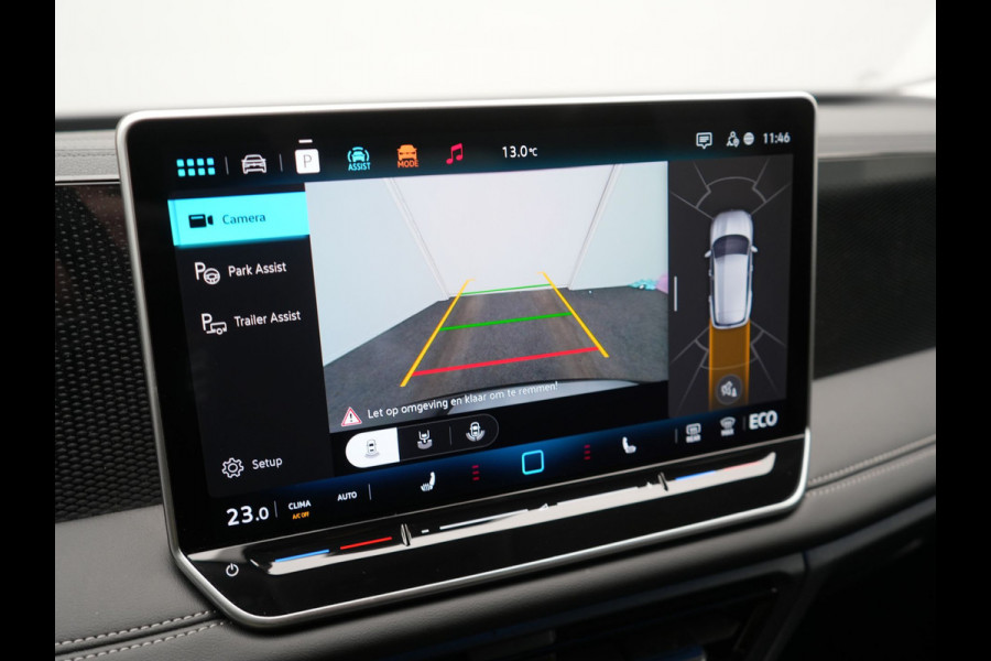 Volkswagen Tiguan 1.5 eHybrid Life Edition Plug In Hybrid 204pk Dealer O.H PHEV | Trekhaak af Fabriek | Adaptive Cruise | Parkassist | IQ Drive | Stuur & Stoelverwarming | Apple Carplay | Virtual | BLIS | Camera | Sfeerverlichting |