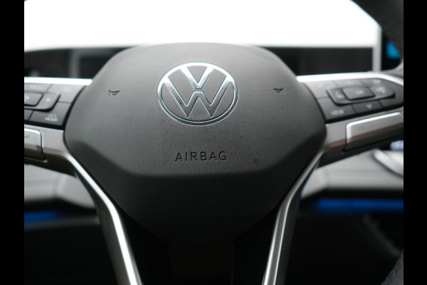 Volkswagen Tiguan 1.5 eHybrid Life Edition Plug In Hybrid 204pk Dealer O.H PHEV | Trekhaak af Fabriek | Adaptive Cruise | Parkassist | IQ Drive | Stuur & Stoelverwarming | Apple Carplay | Virtual | BLIS | Camera | Sfeerverlichting |