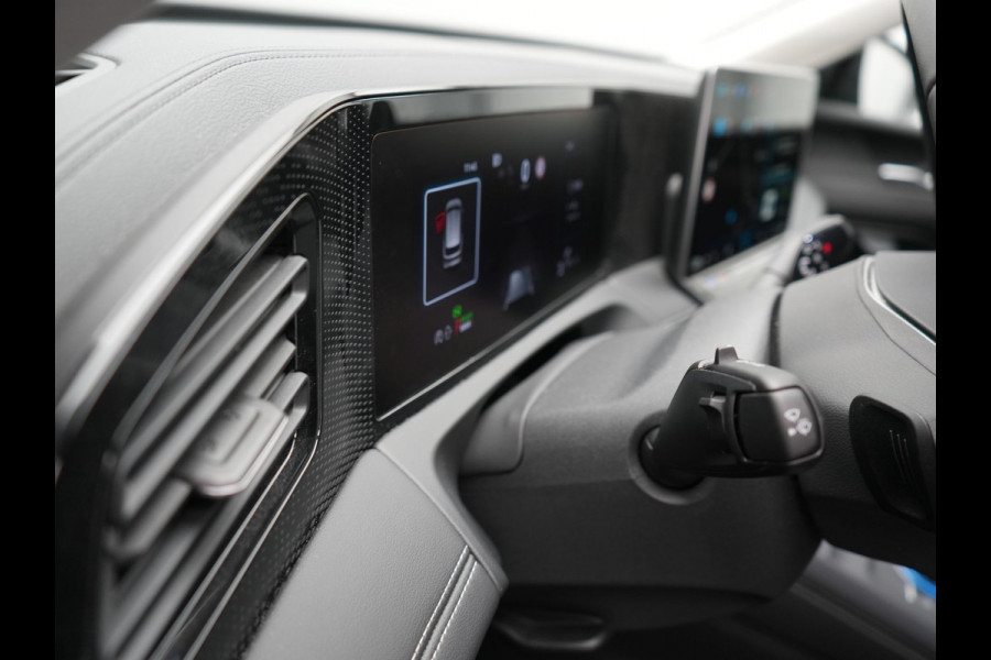 Volkswagen Tiguan 1.5 eHybrid Life Edition Plug In Hybrid 204pk Dealer O.H PHEV | Trekhaak af Fabriek | Adaptive Cruise | Parkassist | IQ Drive | Stuur & Stoelverwarming | Apple Carplay | Virtual | BLIS | Camera | Sfeerverlichting |