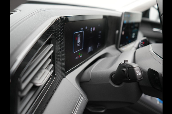 Volkswagen Tiguan 1.5 eHybrid Life Edition Plug In Hybrid 204pk Dealer O.H PHEV | Trekhaak af Fabriek | Adaptive Cruise | Parkassist | IQ Drive | Stuur & Stoelverwarming | Apple Carplay | Virtual | BLIS | Camera | Sfeerverlichting |