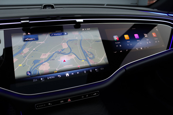 Mercedes-Benz E-Klasse 220 d AMG Line | Hyperscreen | Distronic | Memory | Burmester | HUD | 3D-Display | Panoramadak | Surround Camera | Keyless Go | Digital Light |