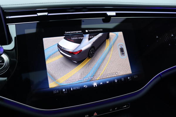 Mercedes-Benz E-Klasse 220 d AMG Line | Hyperscreen | Distronic | Memory | Burmester | HUD | 3D-Display | Panoramadak | Surround Camera | Keyless Go | Digital Light |