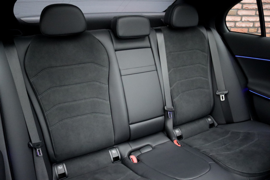 Mercedes-Benz E-Klasse 220 d AMG Line | Hyperscreen | Distronic | Memory | Burmester | HUD | 3D-Display | Panoramadak | Surround Camera | Keyless Go | Digital Light |