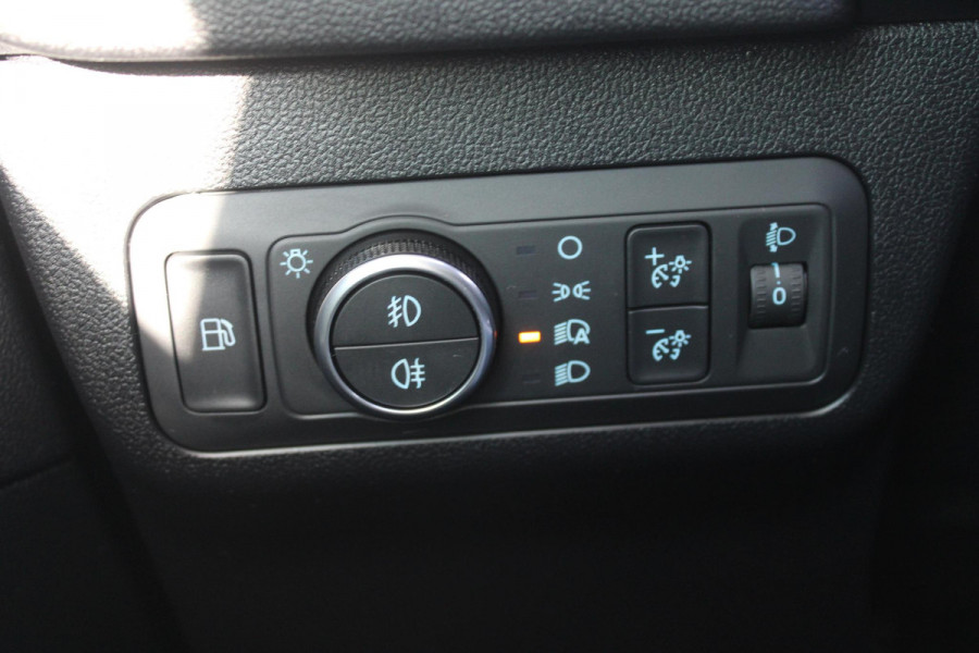 Ford Kuga 2.5 PHEV Titanium 243pk | Driver Assistance Pack | Trekhaak Afneembaar | 2.100kg Trekgewicht | Michelin Cross Climate banden