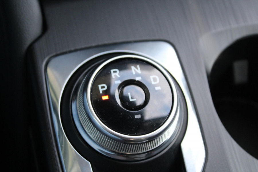 Ford Kuga 2.5 PHEV Titanium 243pk | Driver Assistance Pack | Trekhaak Afneembaar | 2.100kg Trekgewicht | Michelin Cross Climate banden