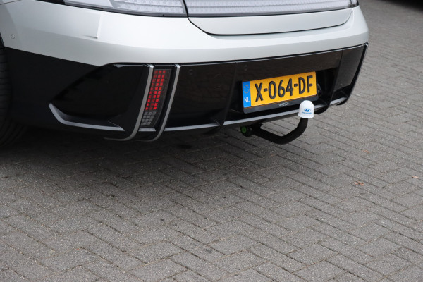 Hyundai IONIQ 6 Lounge 77.4 kWh | Adaptieve Cruise Control | Panoramadak | BOSE | Memory | Stoelventilatie | Verwarmd Stuurwiel | HUD | Leder | Camera | Trekhaak | Achterbank Verwarmd |